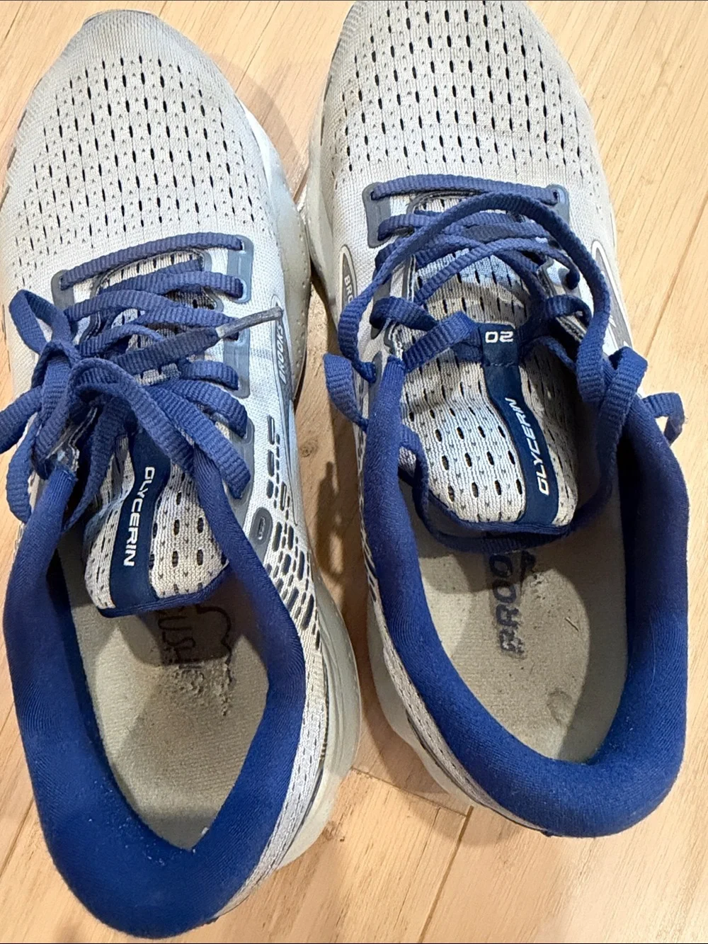 Men’s Brooks Lightweight Running Shoes in Gray and Blue